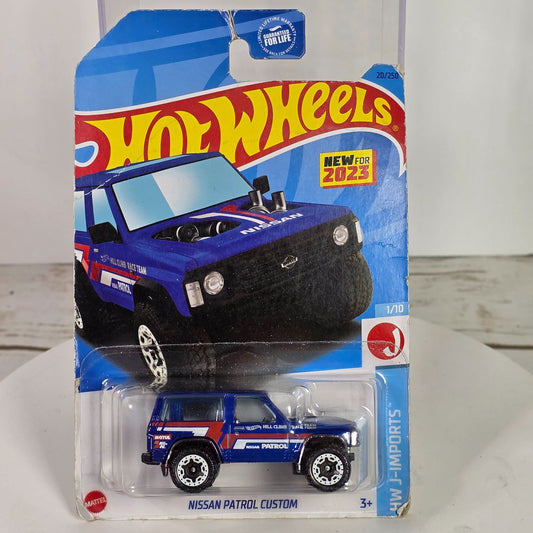 Hot Wheels 2023 Nissan Patrol Custom Die-Cast Toy Car 1/64 Scale Blue & Red