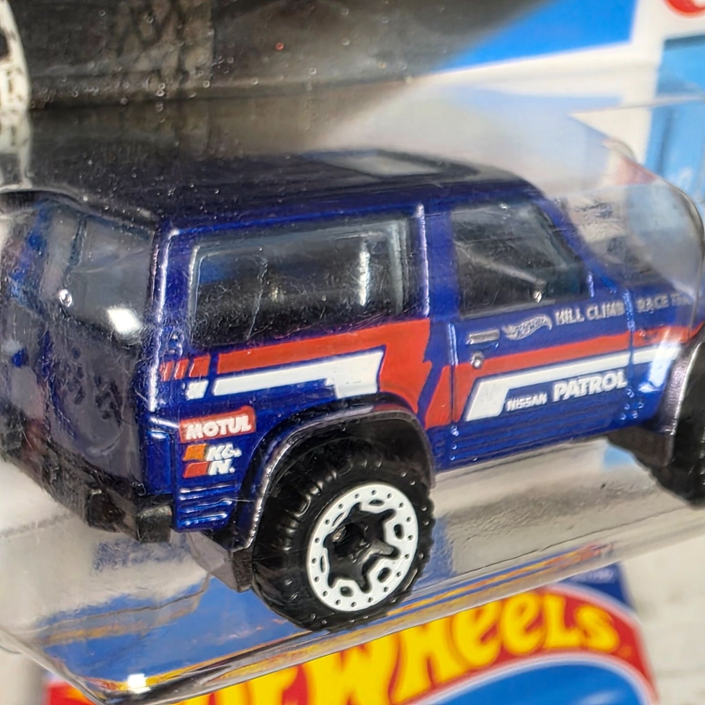 Hot Wheels 2023 Nissan Patrol Custom Die-Cast Toy Car 1/64 Scale Blue & Red
