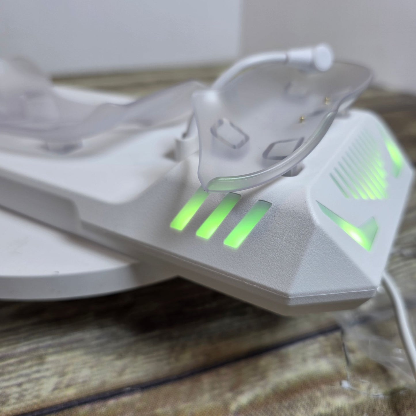 Charging Dock for Meta Quest 3/Quest 3S, Magnetic Charging Station for Oculus Quest 3 VR Headset & Controllers, with 2 Rechargeable 2100mAh Batteries, USB-C Charger and Cable, Supports LED Indicator