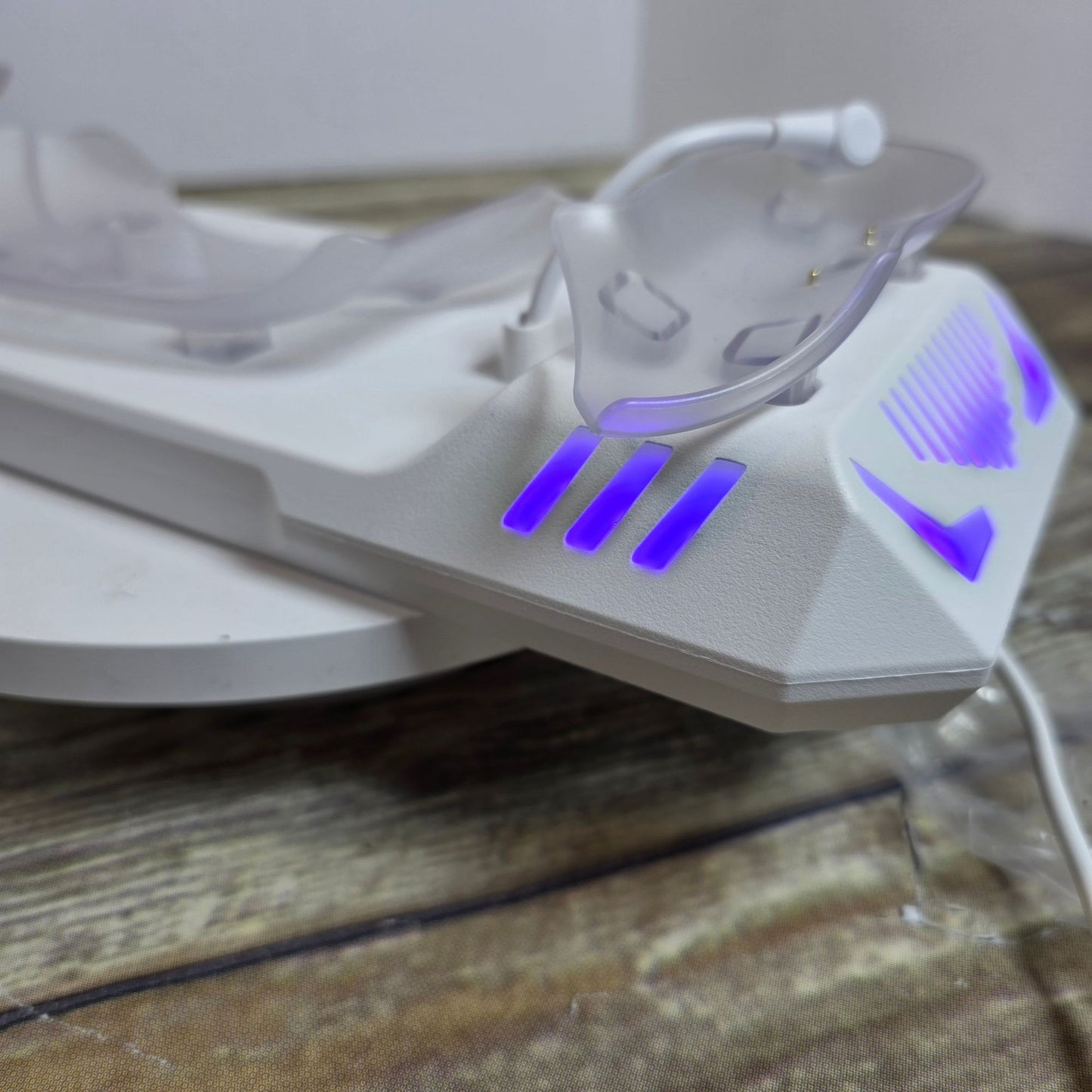 Charging Dock for Meta Quest 3/Quest 3S, Magnetic Charging Station for Oculus Quest 3 VR Headset & Controllers, with 2 Rechargeable 2100mAh Batteries, USB-C Charger and Cable, Supports LED Indicator