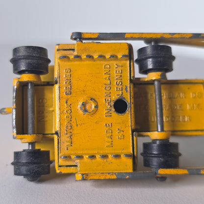 Vintage Lesney Matchbox Series No.18 Caterpillar D8 Bulldozer Collectible Toy