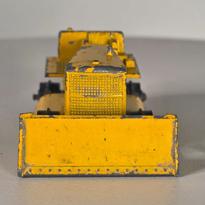 Vintage Lesney Matchbox Series No.18 Caterpillar D8 Bulldozer Collectible Toy