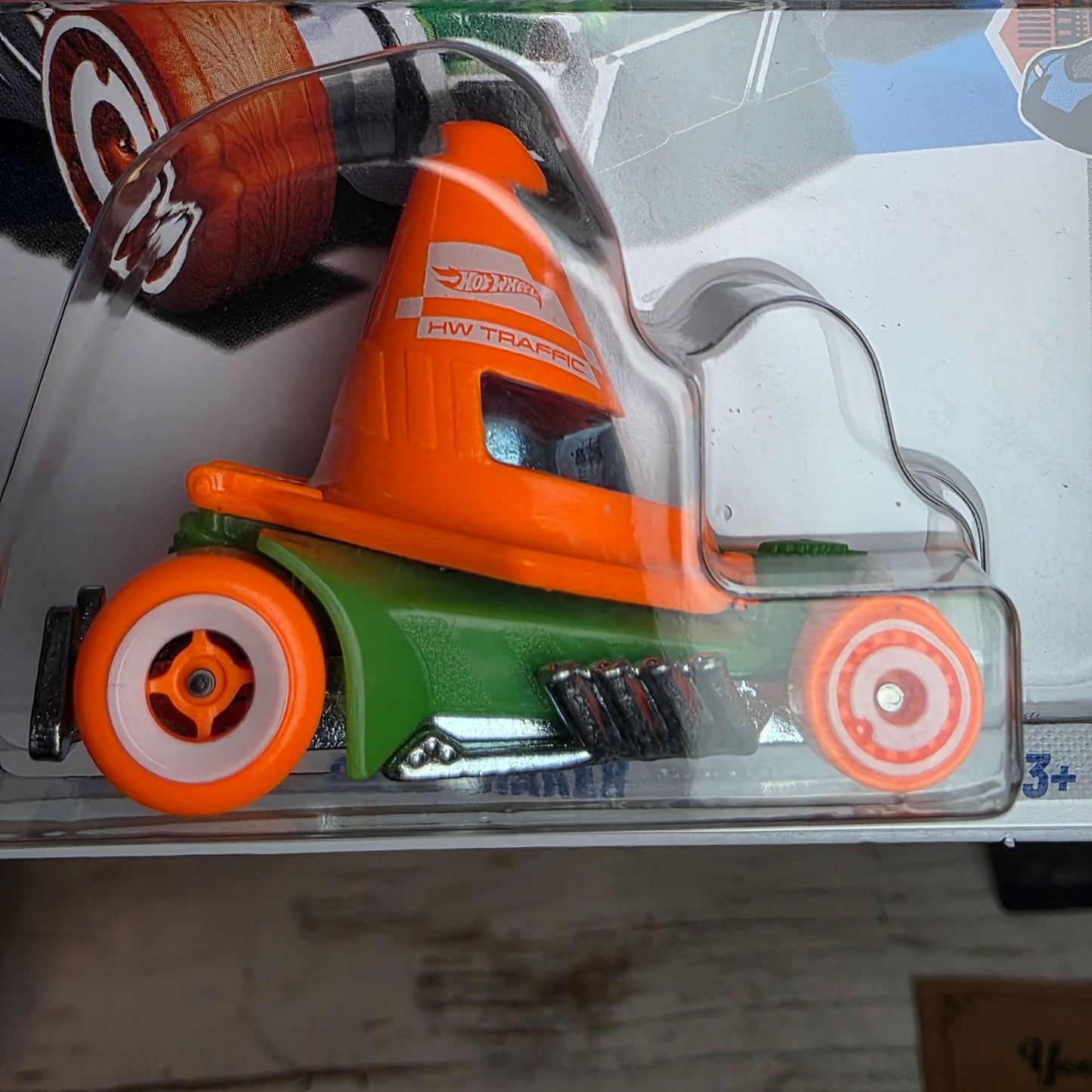 Hot Wheels Cone Shaker Die-Cast Car 148/250 Orange & Green Collectible New For 2025 Netflix Lets Race Series Mattel