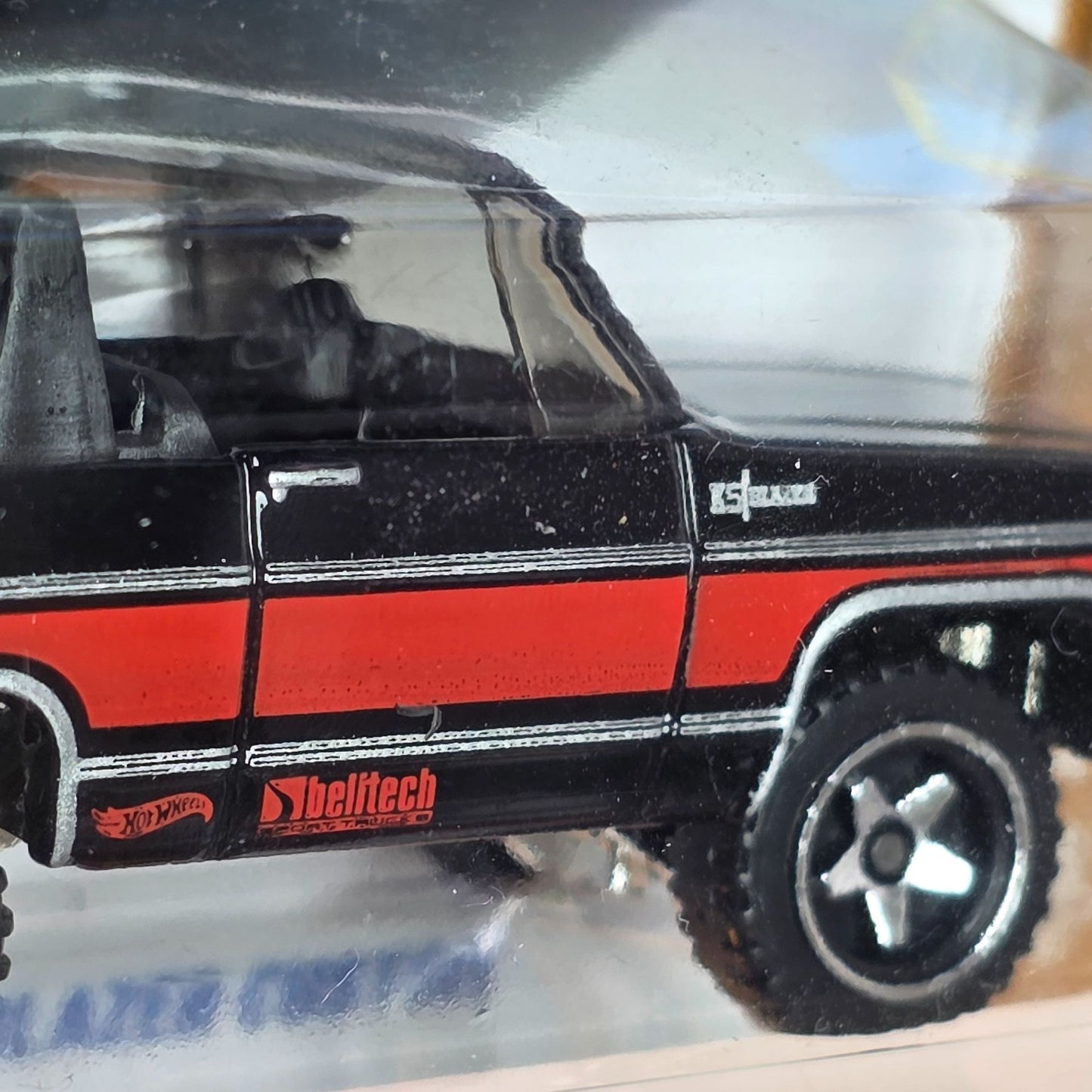 Hot Wheels 75 Chevy Blazer Custom Die-Cast Car 115/250