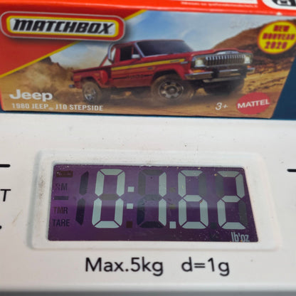 Matchbox 2026 1980 Jeep J10 Stepside Honcho Red 34/125 PowerGrab NIB