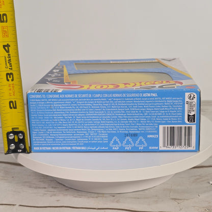 Hot Wheels RC Chevrolet Corvette Blue Remote Control Car 5+