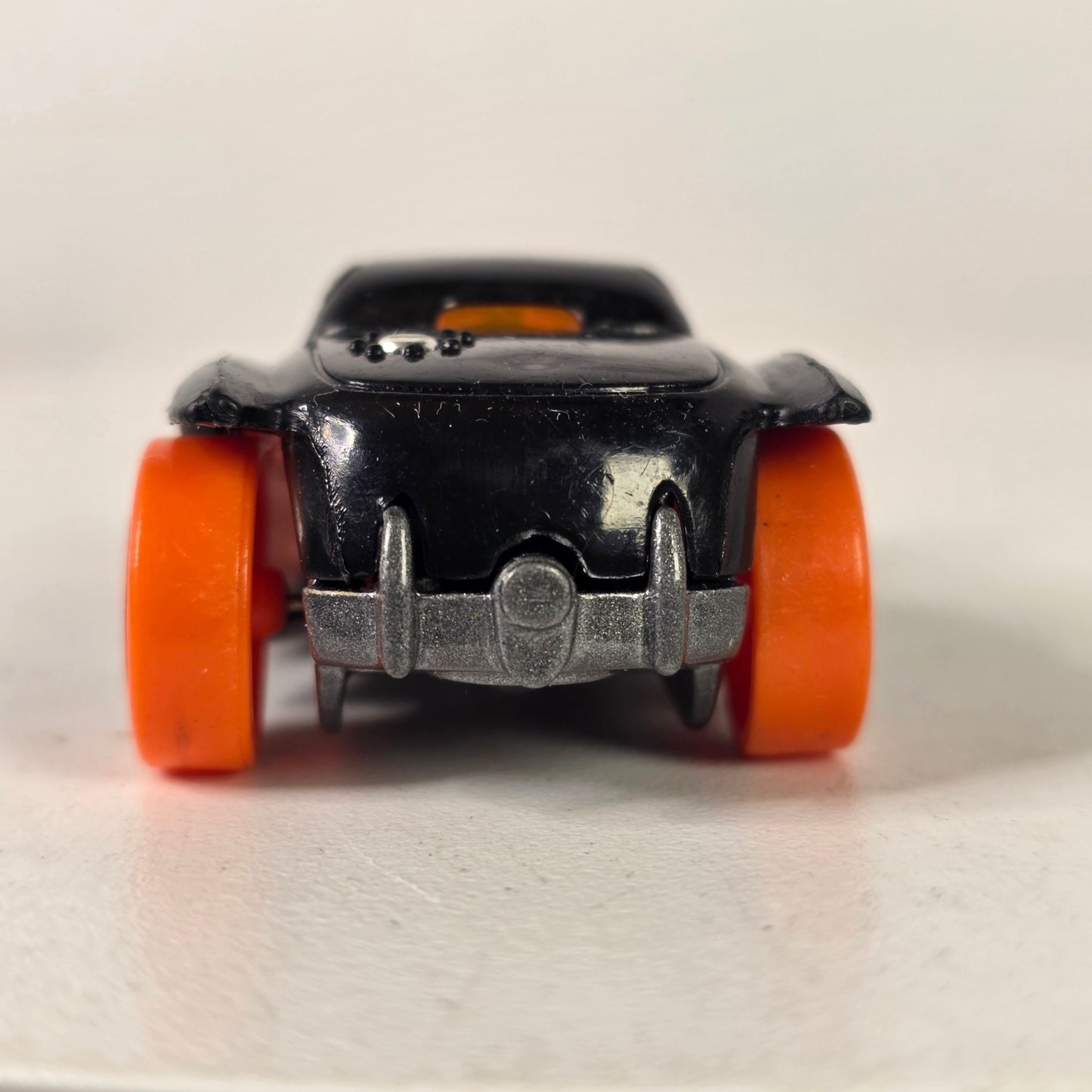 2015 Hot Wheels BURL-ESQUE Black Orange Diecast 1:64 Car Track Builder Unlimited
