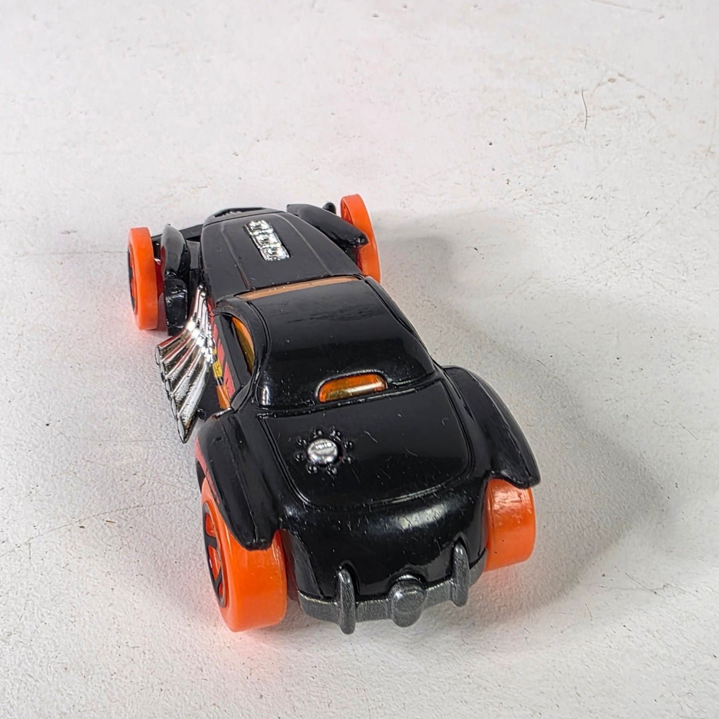 2015 Hot Wheels BURL-ESQUE Black Orange Diecast 1:64 Car Track Builder Unlimited