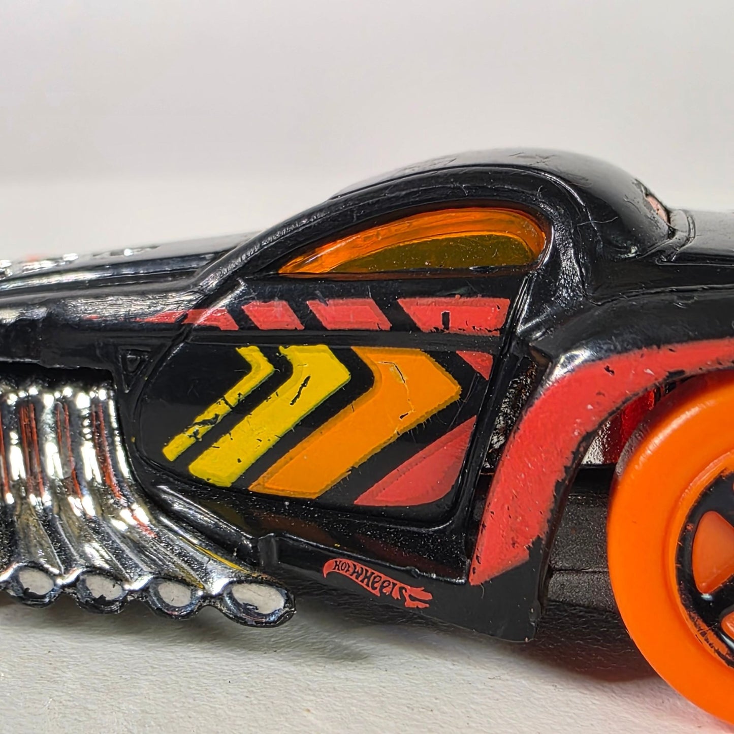2015 Hot Wheels BURL-ESQUE Black Orange Diecast 1:64 Car Track Builder Unlimited