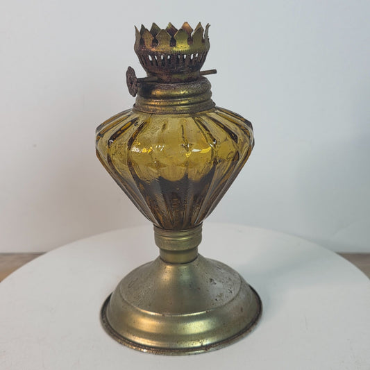Retro Ribbed Amber Kerosene Lamp Cottage Farmhouse Decor
